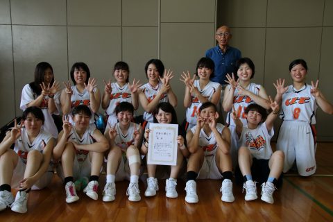 優勝おめでとう！　ＭＶＰは１年白幡さん