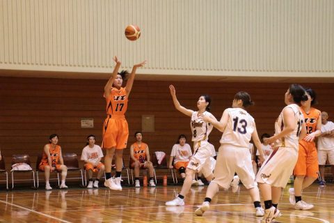 エースのシュート炸裂!