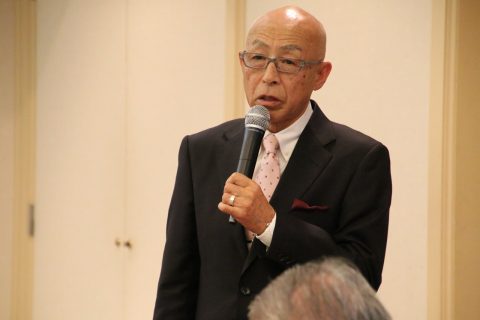 トップバッターは白川部監督の総括です