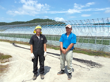 むかわ町　小笠原農場、塩谷君