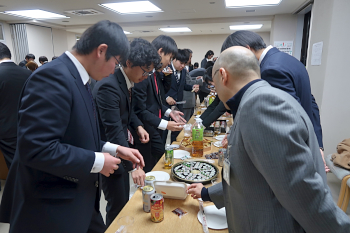 いつも御世話になっている職員の方も参加しました