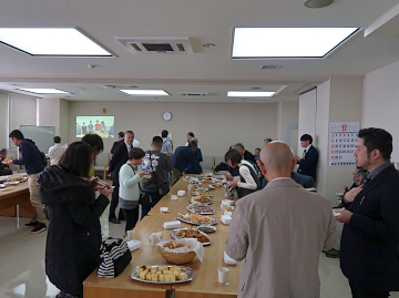 昼食は本学産の七つ干しを使用したちらし寿司などです