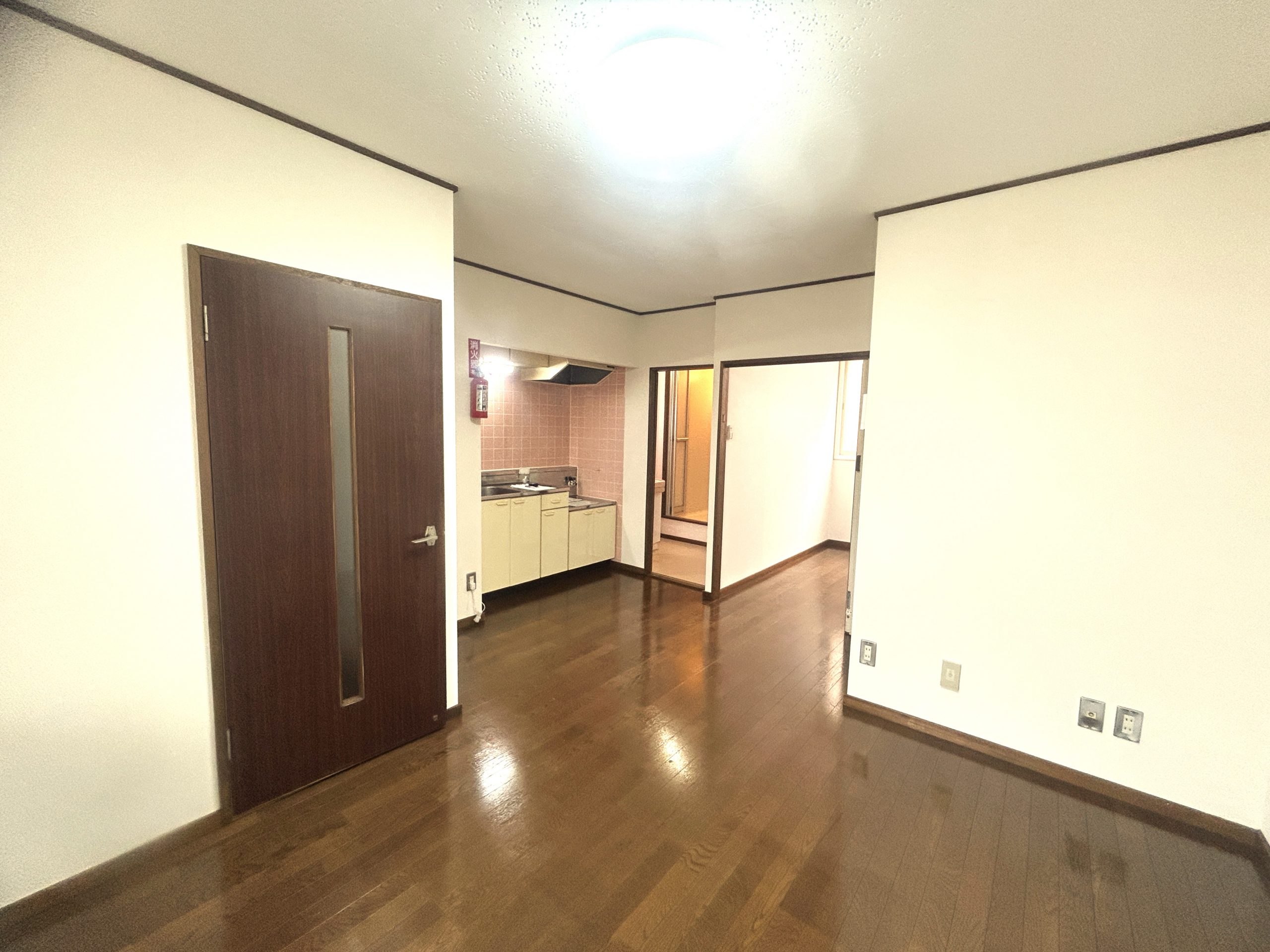 room-photo ロイヤルシャトレ2